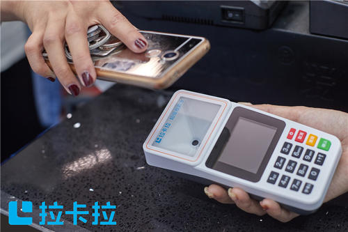 揭秘！掃碼0.38費率比pos機刷卡0.6費率低的原因在這里！